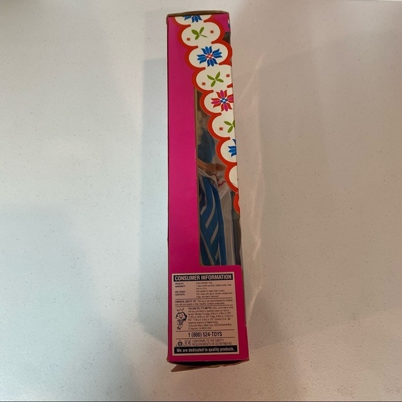 NEW Dutch Barbie Doll 1104 Mattel - Picture 3 of 9